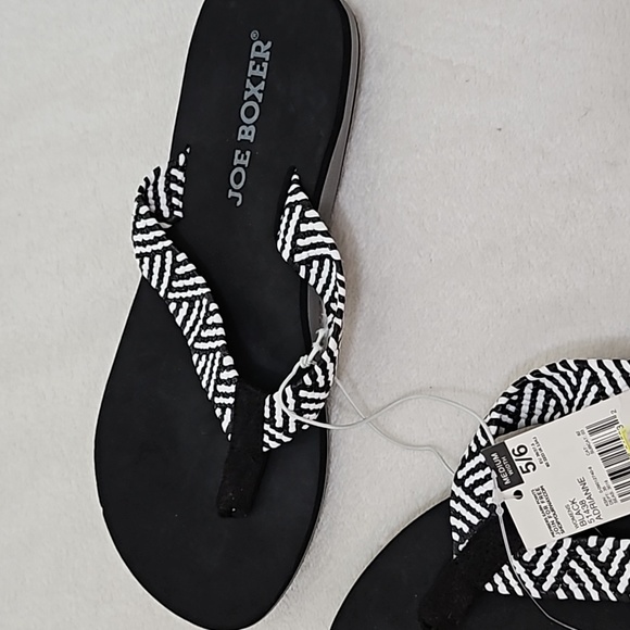 Joe Boxer Flip Flops - Picture 6 of 7